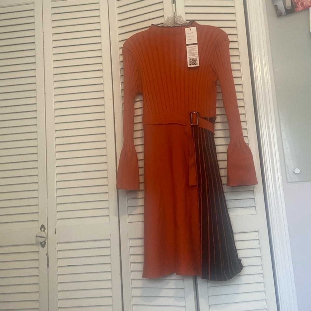 NWT Dahlia MacPhee Orange and Black Belted Dress (Size:Small)